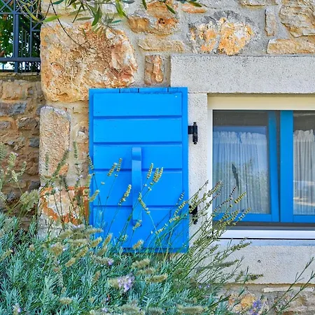 Simone With Private Pool 别墅 Kirmenjak